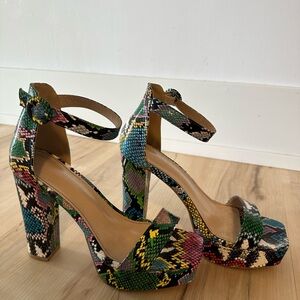 Colorful Snake Print Platform Heeled Sandals